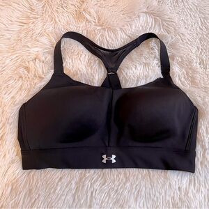 Under Armor Ladies Sport Bra Sz Medium